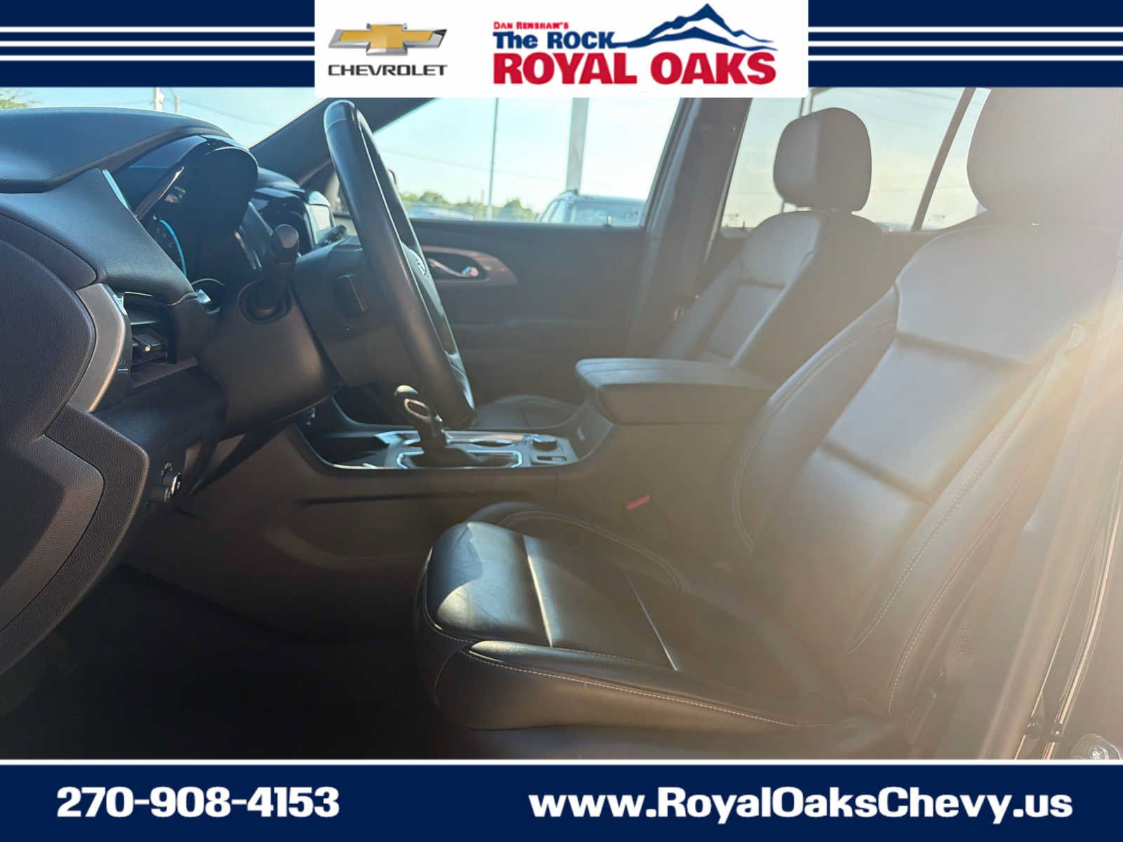 Used 2023 Chevrolet Traverse LT w/ LT Premium Package AWD/4WD image 13