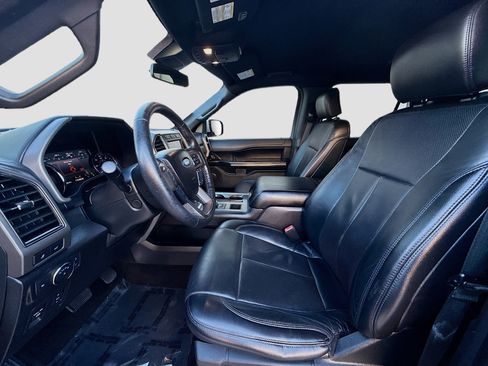 Used 2018 Ford Expedition Max XLT w/ Equipment Group 202A image 17