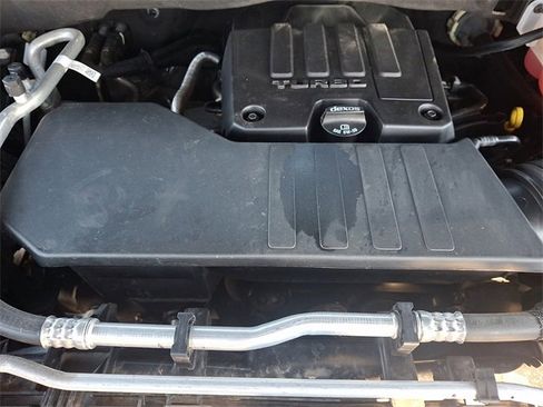 Used 2023 Chevrolet Silverado 1500 LT image 28