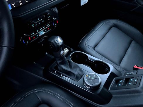 New 2025 Ford Bronco Big Bend image 8