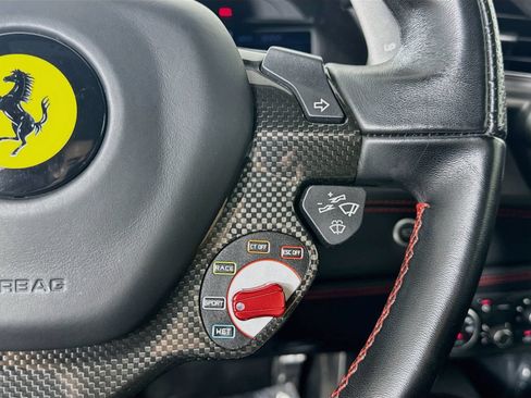 Used 2018 Ferrari 488 Spider RWD image 16