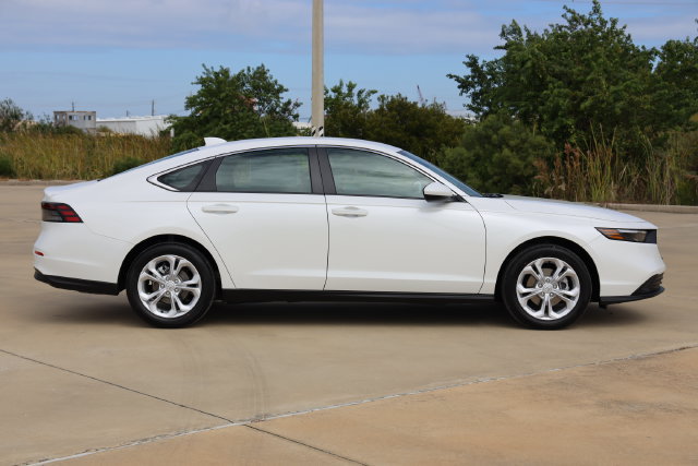 New 2026 Honda Accord LX image 4
