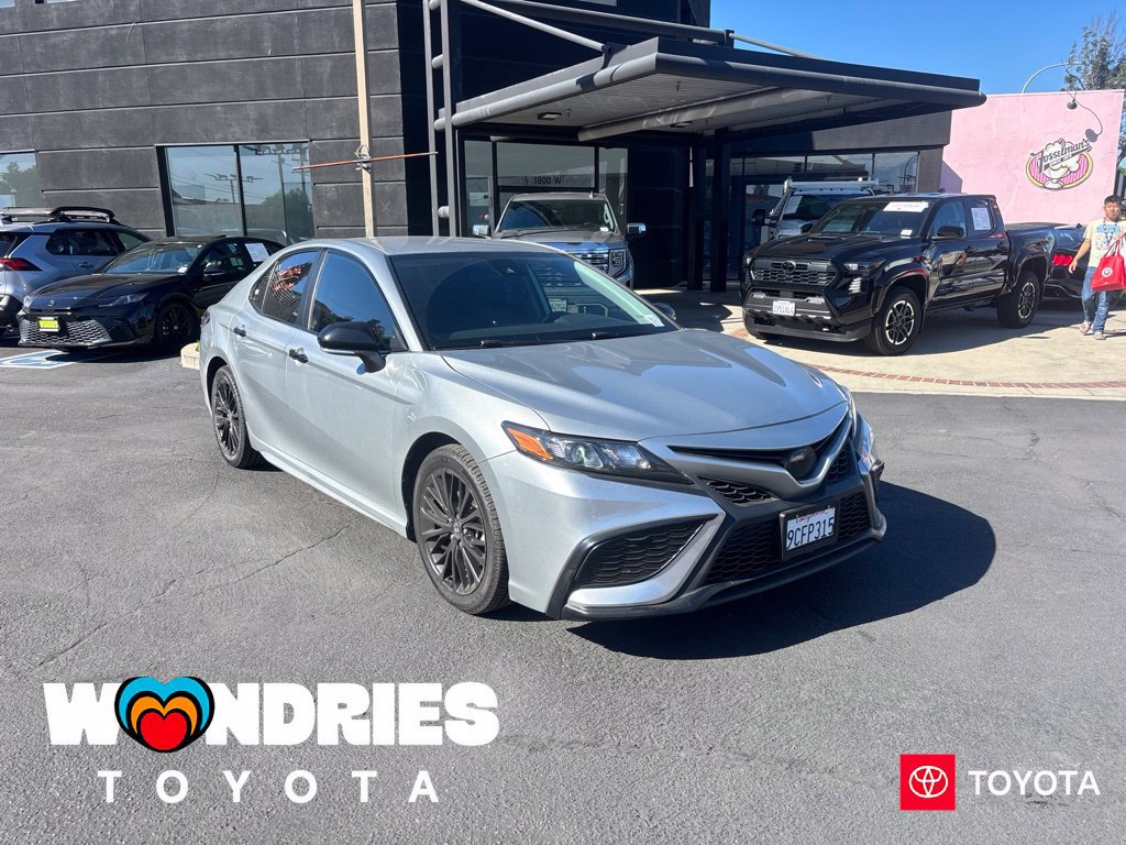 Used 2022 Toyota Camry SE w/ Carpet Mat Package (TMS) FWD 360° Tour