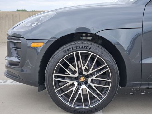 Used 2026 Porsche Macan image 13
