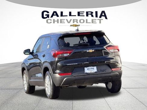 New 2026 Chevrolet TrailBlazer LS w/ LS Convenience Package FWD image 5