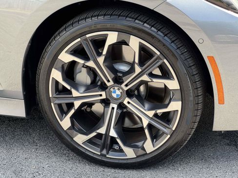 Used 2025 BMW 330i xDrive Sedan w/ Premium Package AWD/4WD image 8