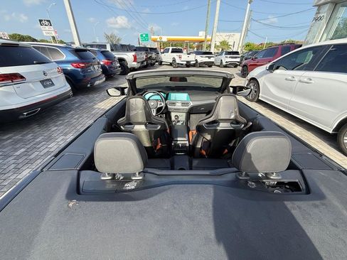 Used 2022 BMW M4 xDrive Competition AWD/4WD image 36