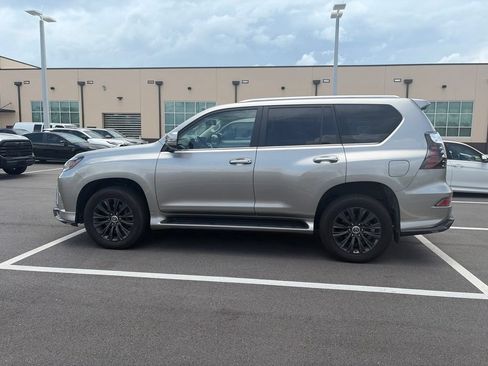 Used 2023 Lexus GX 460 Premium AWD/4WD image 4