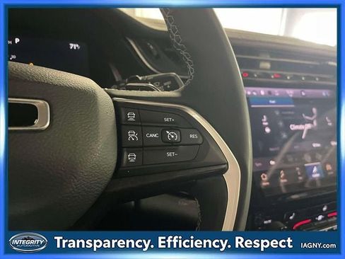 Used 2023 Jeep Grand Cherokee L Limited AWD/4WD image 24