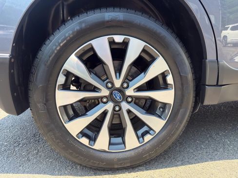 Used 2016 Subaru Outback 2.5i Limited AWD/4WD image 10