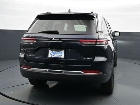 Used 2023 Jeep Grand Cherokee Limited AWD/4WD image 6