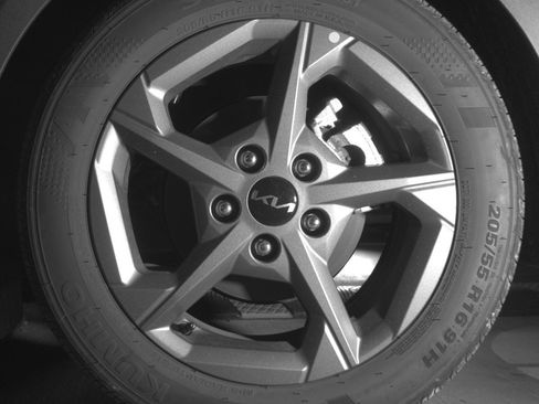 Used 2025 Kia K4 FWD image 14
