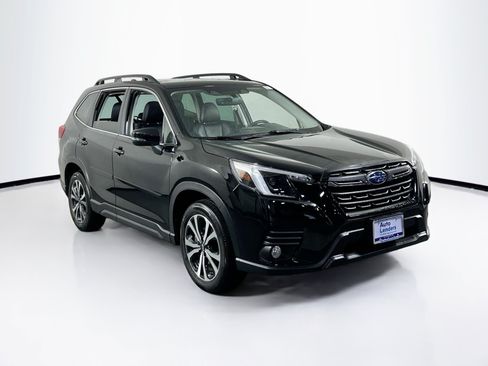 Used 2023 Subaru Forester Limited AWD/4WD image 3