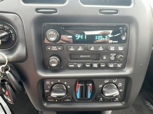 Used 2002 Chevrolet Monte Carlo SS w/ Preferred Equipment Group image 27