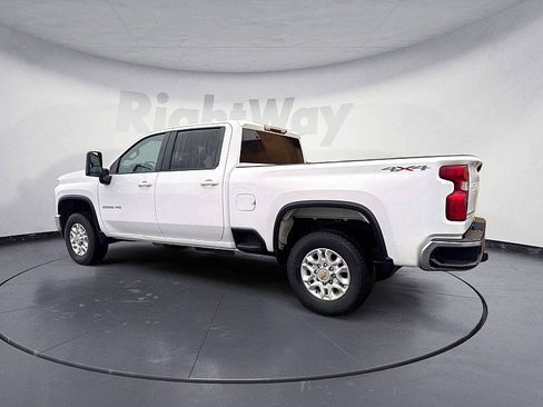 Used 2022 Chevrolet Silverado 2500 LT w/ Fleet Comfort Package image 3