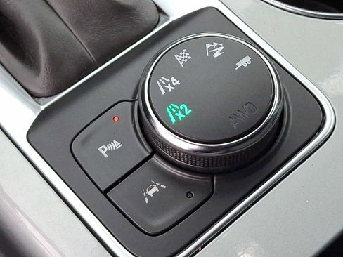 Used 2021 Chevrolet Blazer LT image 24