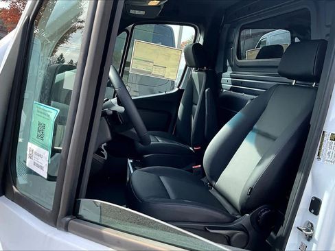 New 2025 Mercedes-Benz Sprinter 2500 image 14