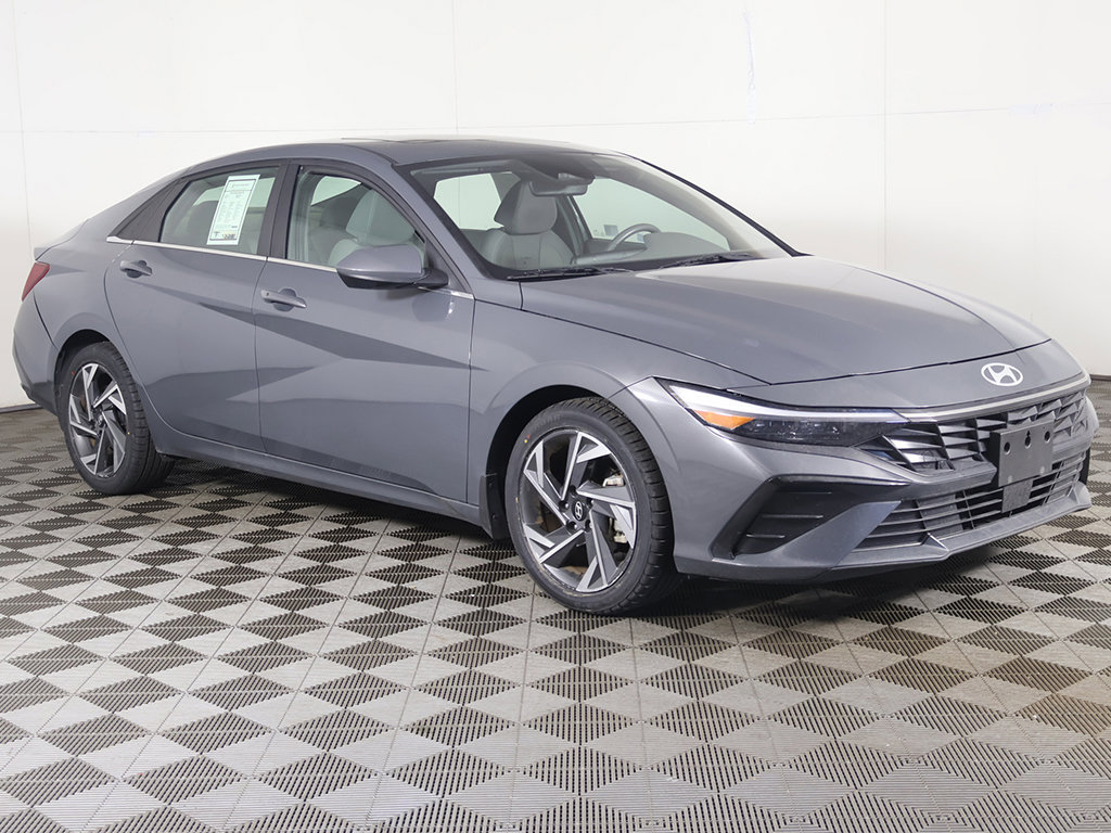 Used 2024 Hyundai Elantra SEL w/ Convenience Package FWD image 48