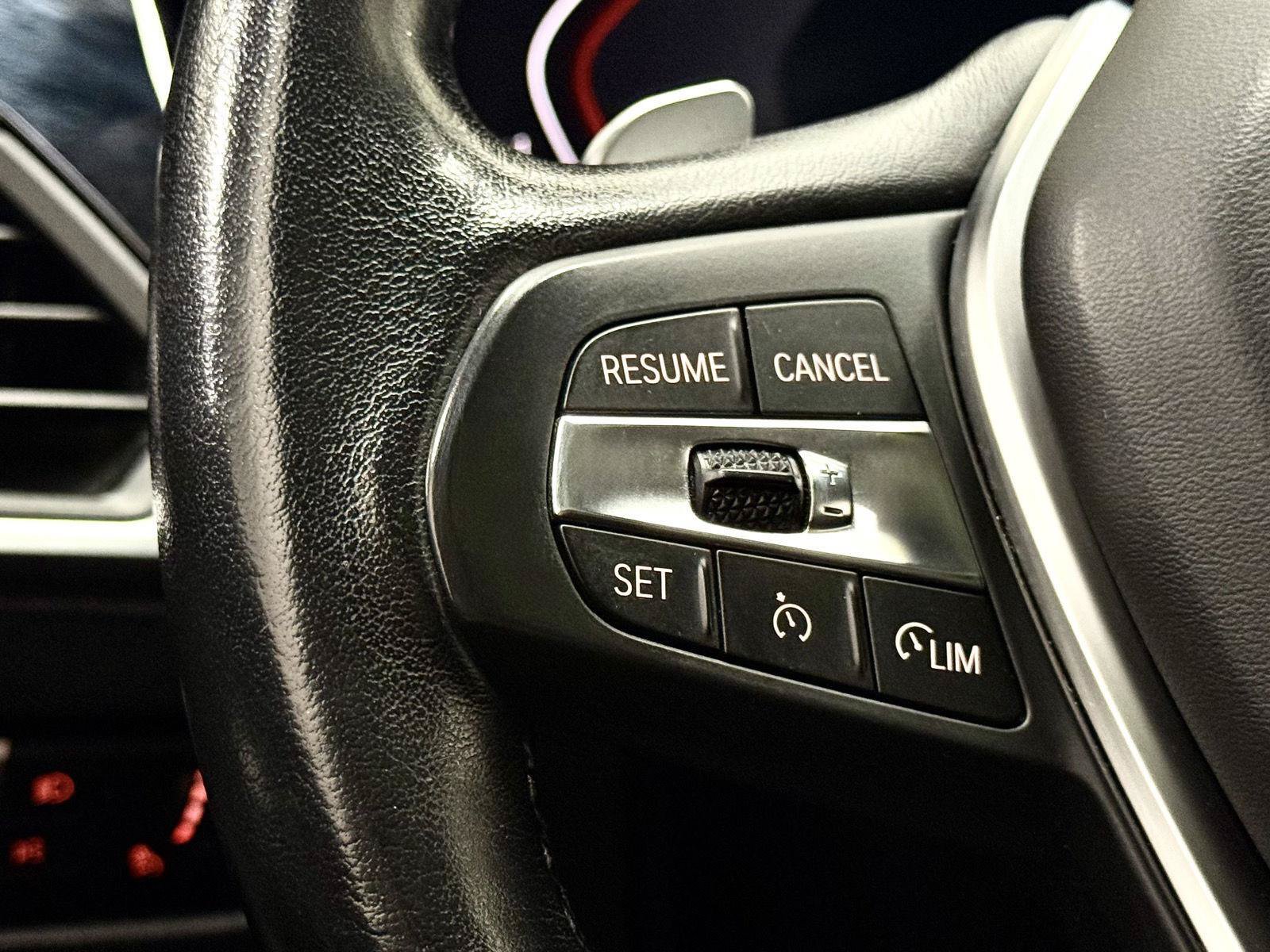 Used 2019 BMW 330i xDrive Sedan w/ Premium Package AWD/4WD image 20