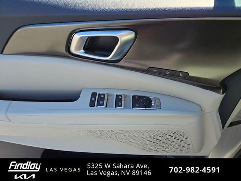 New 2026 Kia Carnival SX w/ SX Dark Edition Package FWD image 14