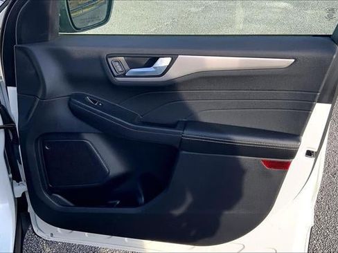 Used 2022 Ford Escape SEL image 22