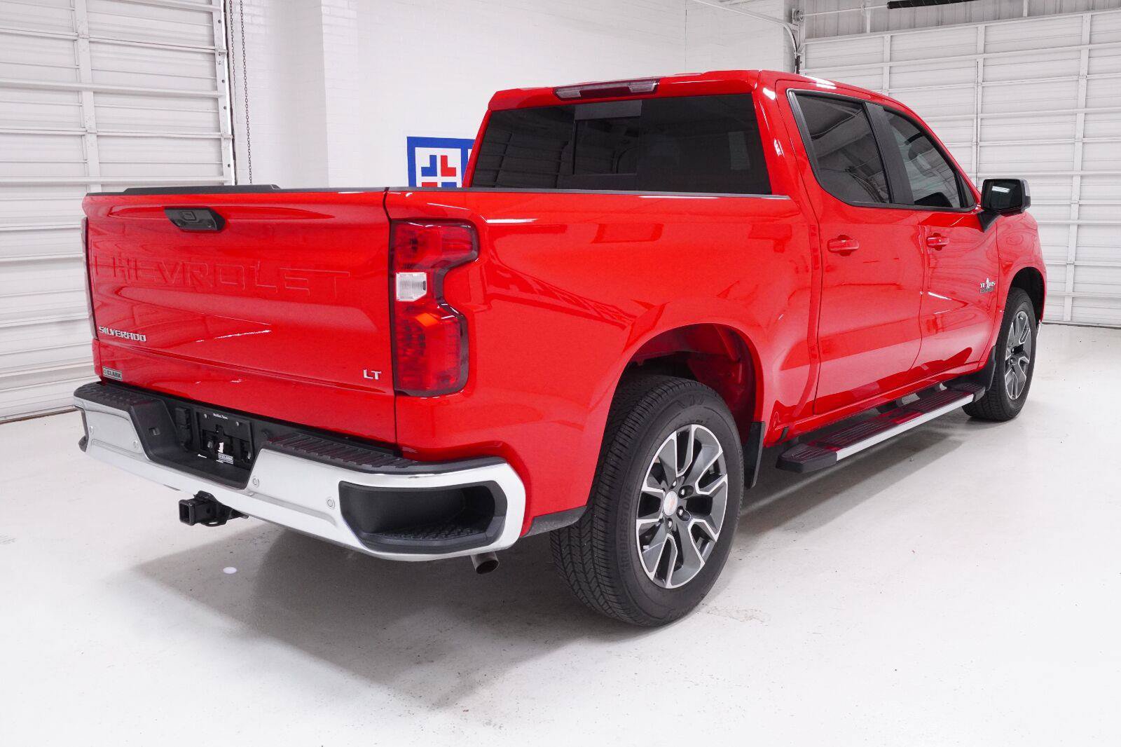 Used 2025 Chevrolet Silverado 1500 LT w/ Texas Edition Plus RWD image 29