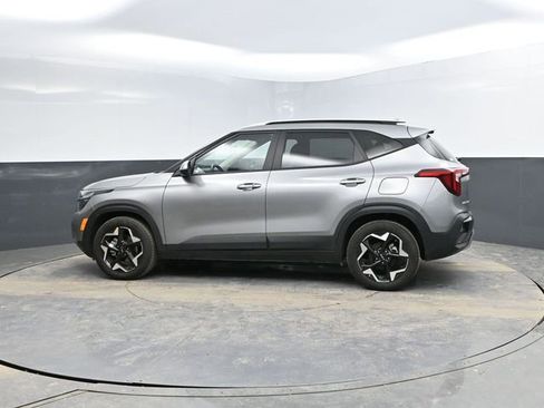 Used 2025 Kia Seltos S image 6