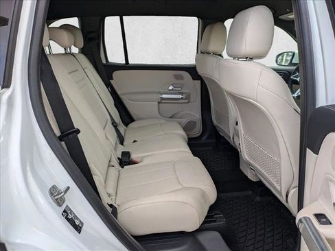 Certified 2025 Mercedes-Benz GLB 250 image 19