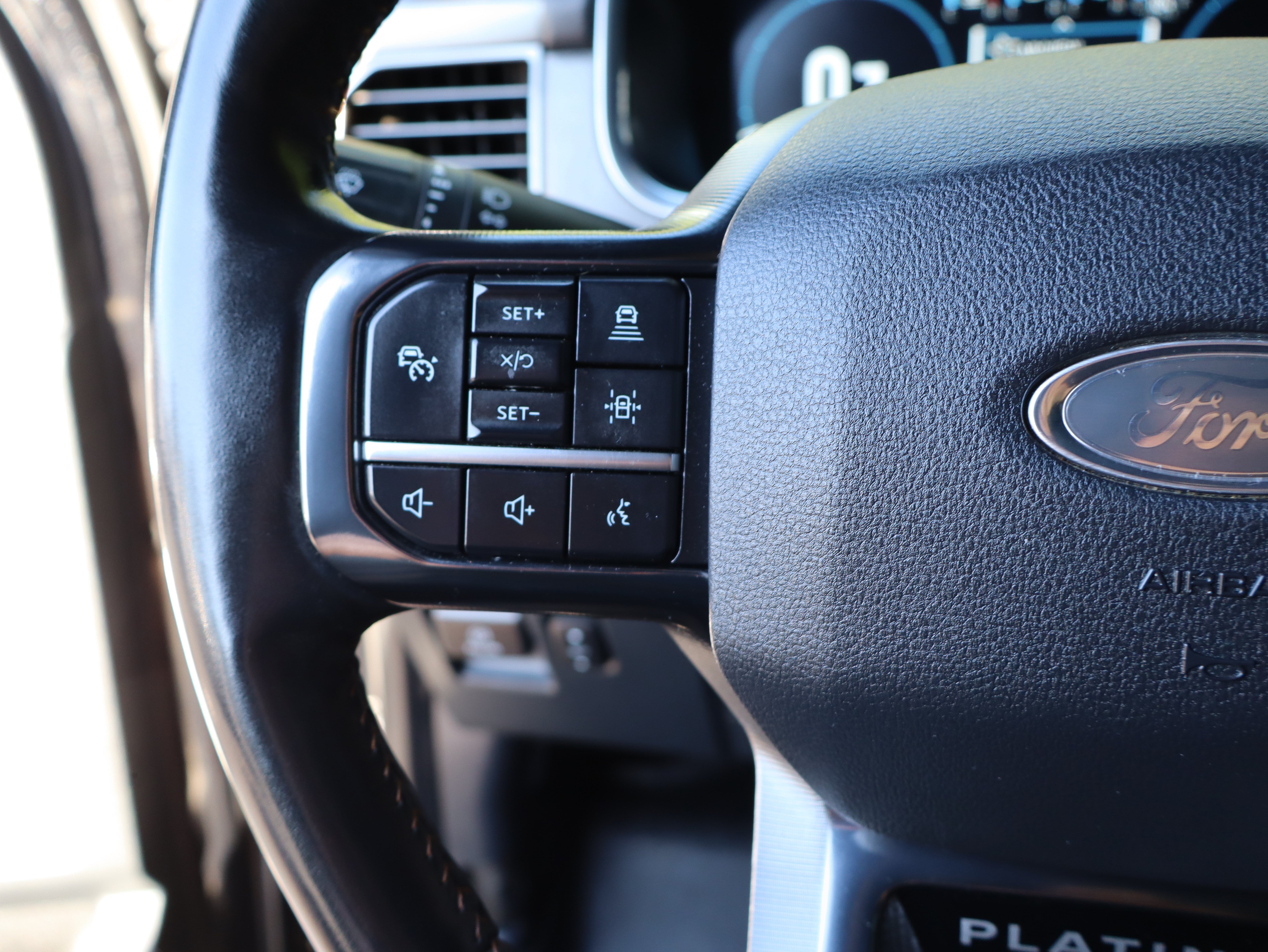 Used 2021 Ford F150 Platinum w/ Equipment Group 701A High AWD/4WD image 32