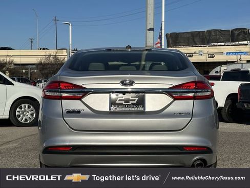 Used 2017 Ford Fusion S image 5