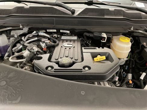 New 2026 RAM 2500 Laramie AWD/4WD image 23