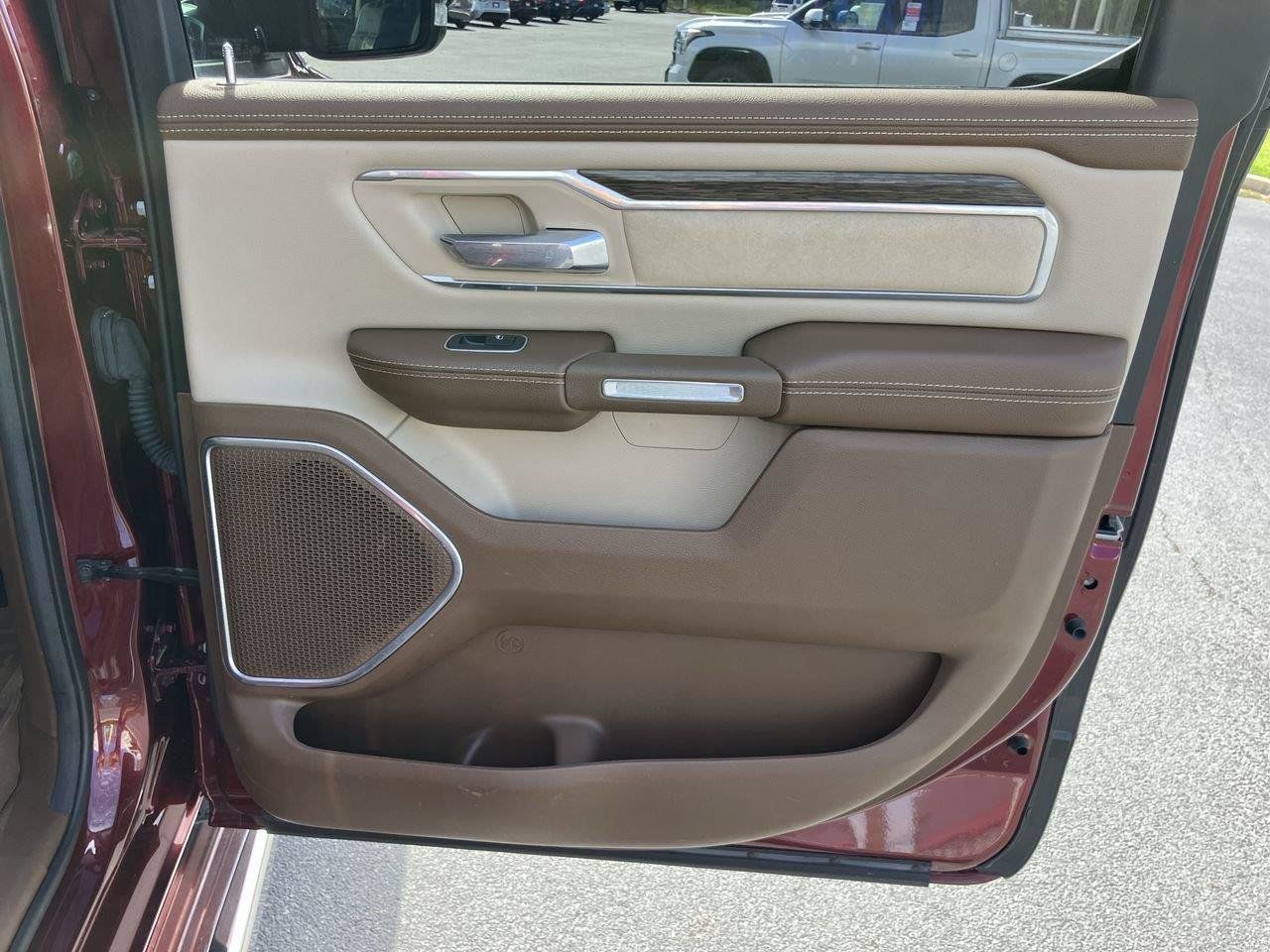 Used 2020 RAM 1500 Laramie AWD/4WD image 35