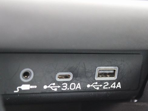 Certified 2024 Subaru Outback Premium image 18