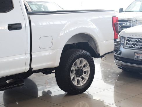Used 2022 Ford F250 XLT AWD/4WD image 21