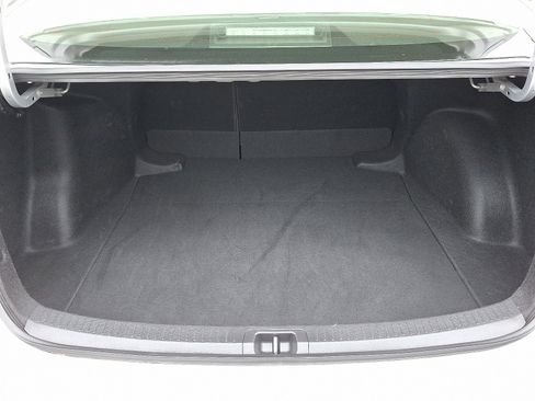 Certified 2025 Toyota Corolla LE image 28