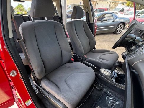 Used 2013 Honda Fit image 11