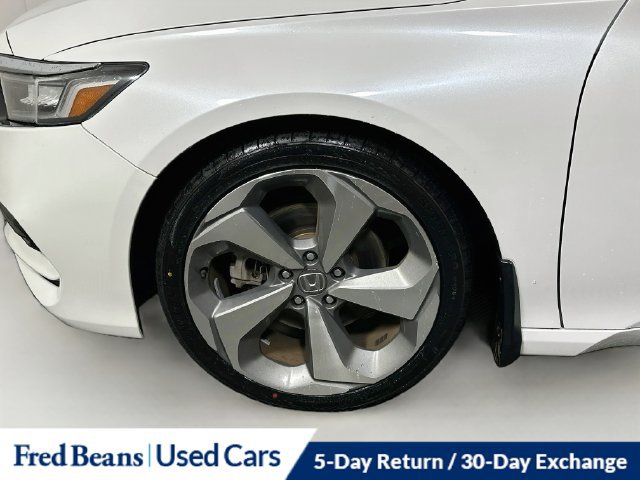 Used 2018 Honda Accord Touring image 38