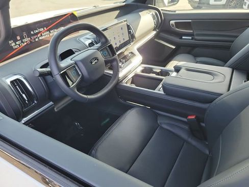 New 2026 Ford Expedition Max Platinum AWD/4WD image 3