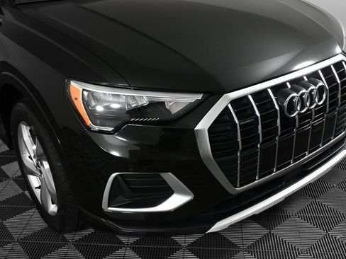 Used 2020 Audi Q3 2.0T Premium w/ Convenience Package image 35