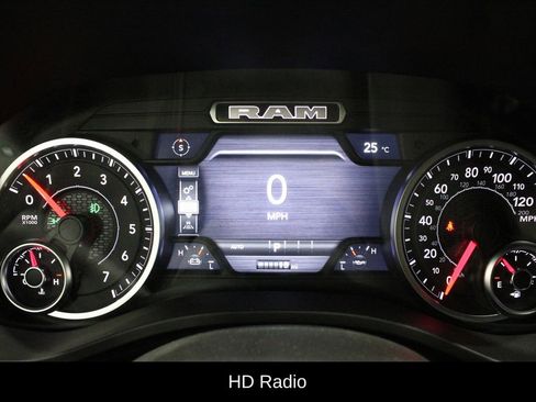 New 2026 RAM 1500 4x4 Crew Cab image 11