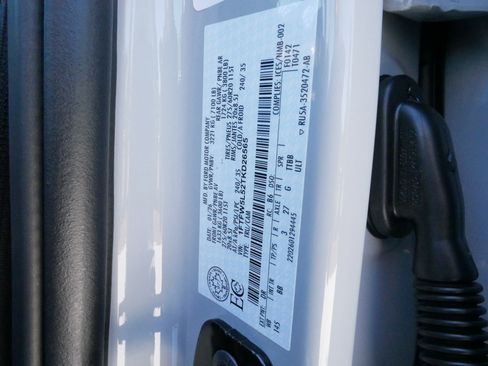 Used 2026 Ford F150 Lariat AWD/4WD image 35