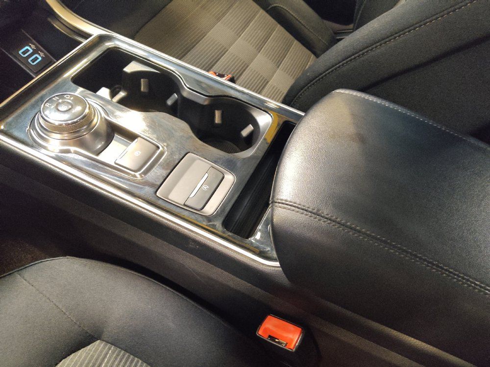 Used 2019 Ford Edge SEL FWD image 26