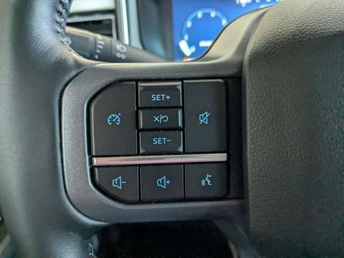 Used 2023 Ford F250 Lariat w/ Sport Appearance Package AWD/4WD image 17