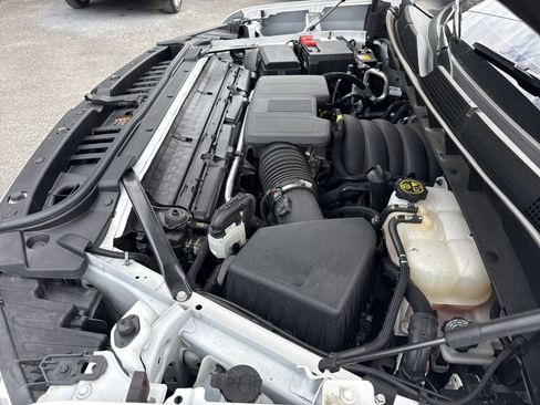 Used 2024 Chevrolet Silverado 1500 RST AWD/4WD image 34
