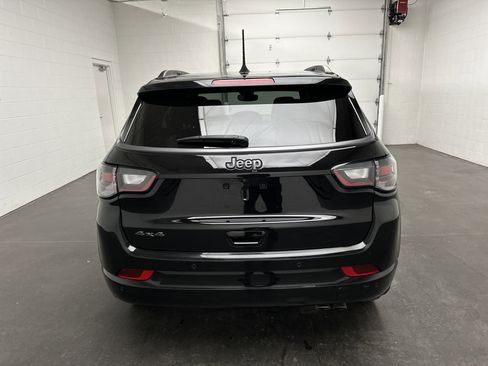 Used 2022 Jeep Compass High Altitude AWD/4WD image 8