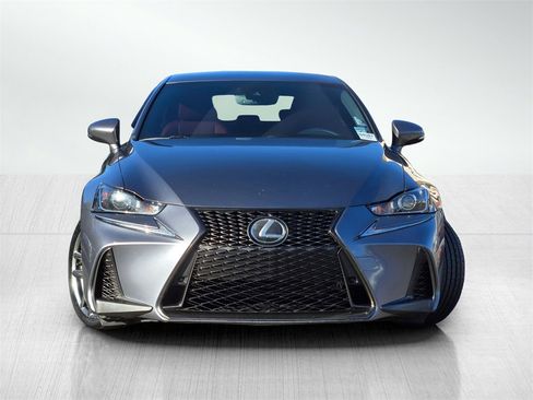 Used 2018 Lexus IS 300 image 2