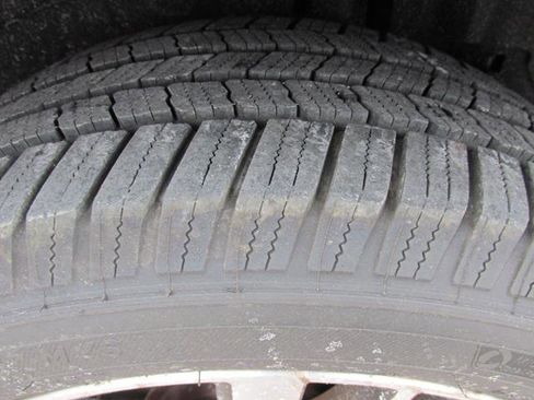 Used 2016 Ford Explorer Platinum image 8