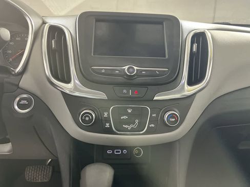 Used 2022 Chevrolet Equinox LS AWD/4WD image 20