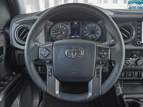 Used 2020 Toyota Tacoma TRD Sport w/ Technology Package AWD/4WD image 12