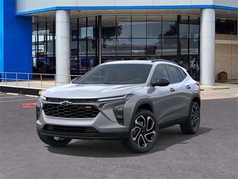 New 2026 Chevrolet Trax RS w/ Sunroof Package FWD image 6